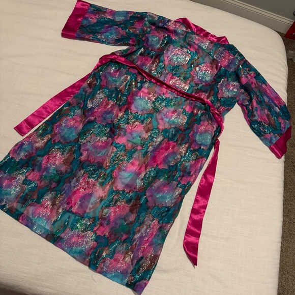 Vintage Gold Label Victorias Secret Robe - Picture 7 of 8